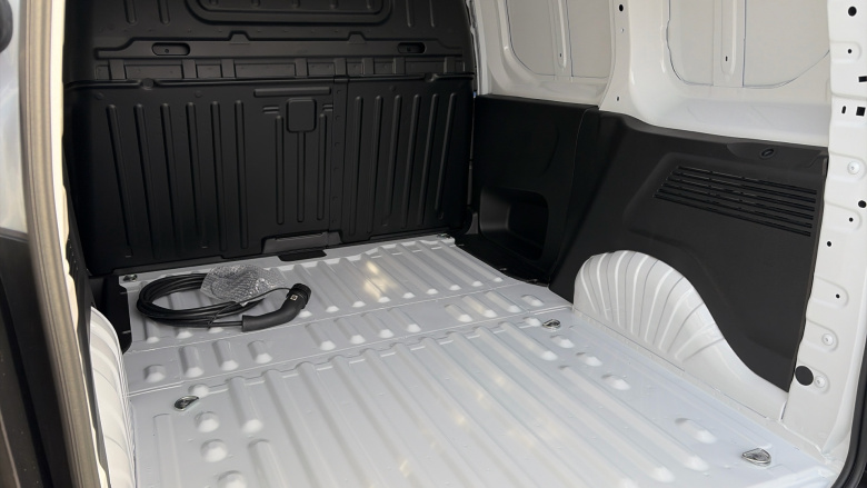 Vauxhall Combo Cargo Combo Electric 100kW Prime 52kWh H1 Van Auto